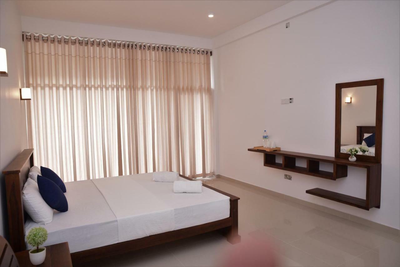 The Ritz Hikkaduwa Hotell Exteriör bild