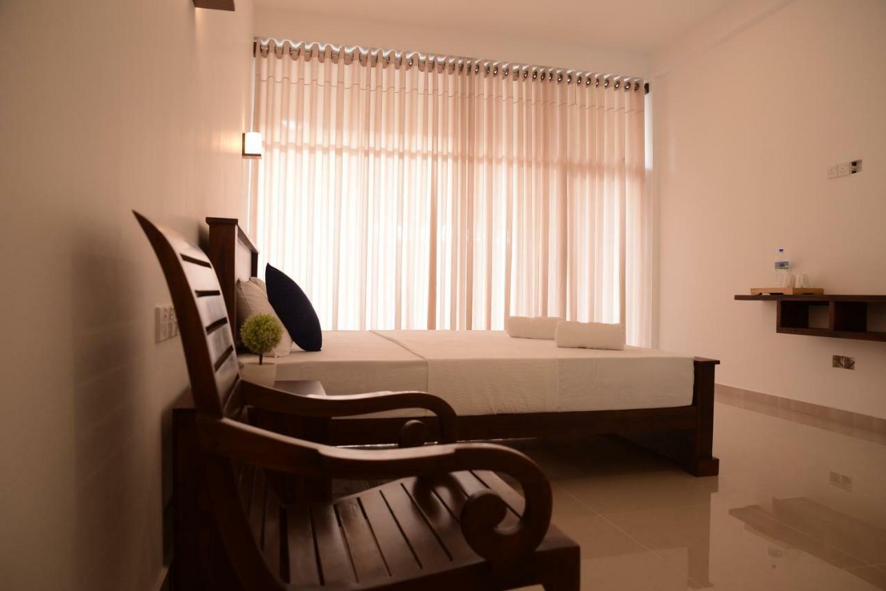 The Ritz Hikkaduwa Hotell Exteriör bild
