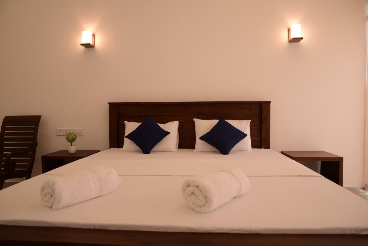The Ritz Hikkaduwa Hotell Exteriör bild